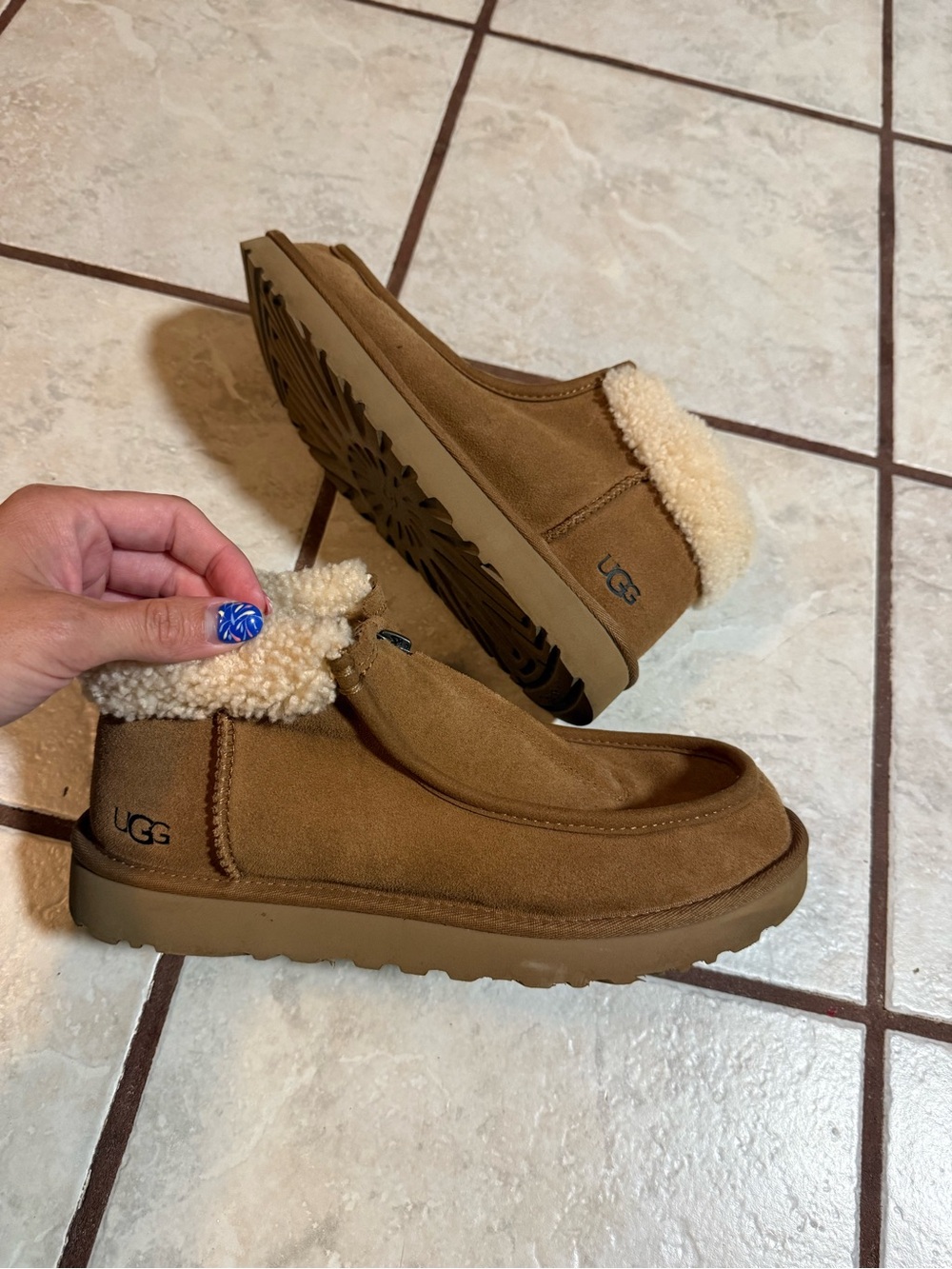 UGG Womens Chestnut Suede Shearling-Lined Slip-On Loafers
